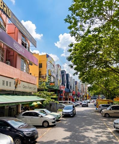 Bandar Sri Damansara | 3-Storey Ground Floor Mainroad Frontage 1