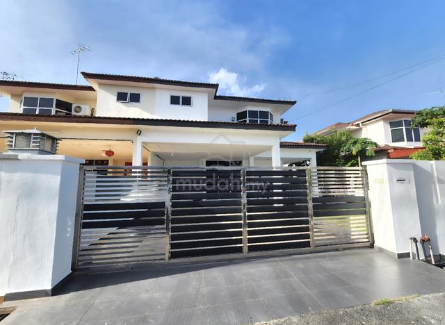 Semi D Double Storey House in Taman Batik 1