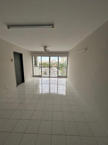 Taman Kristal 1