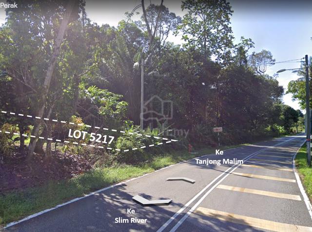Lot Banglo di Tanjong Malim 1