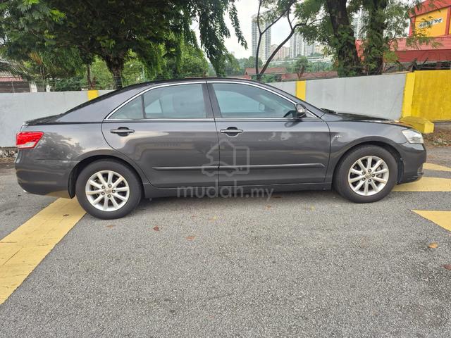 2010 Toyota CAMRY 2.0 E FACELIFT (A) - 3