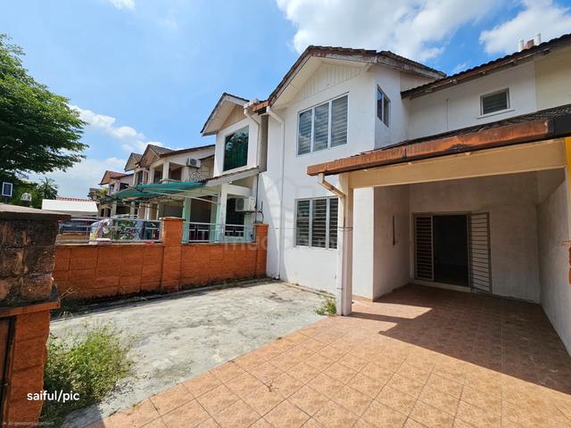 FREEHOLD | Double Storey Jalan Serambi Bukit Jelutong For Sale 1