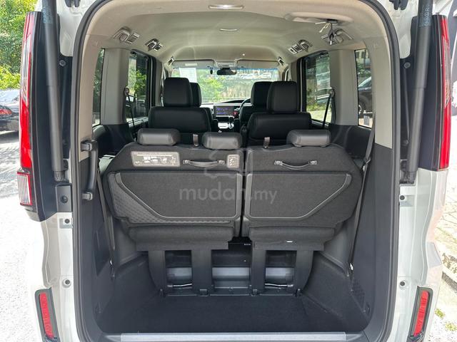 2021 Honda STEPWAGON 1.5 MODULO X (A) - 3
