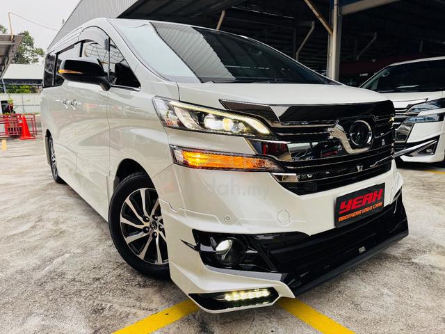 Toyota VELLFIRE 3.5 EXECUTIVE LOUNGE SUPER LOW MIL - 1