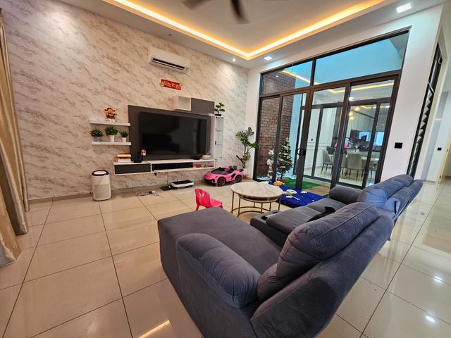 Fully Renovated 2storey Terrace house at Country villa melaka 1