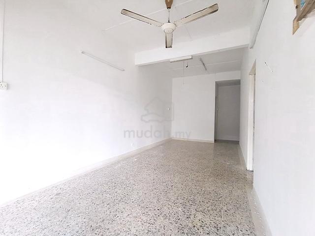 FULL Loan 💯 Rumah Teres murah Pekan Kapar Klang Terrace House 1