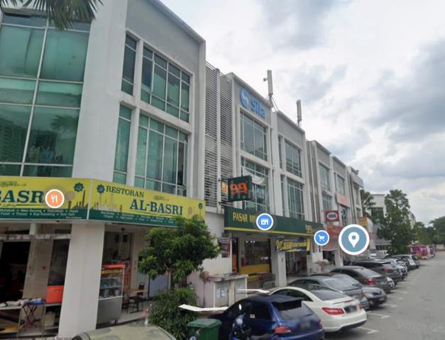 Ground Floor Shop Lot For Rent At Taman Equine 1