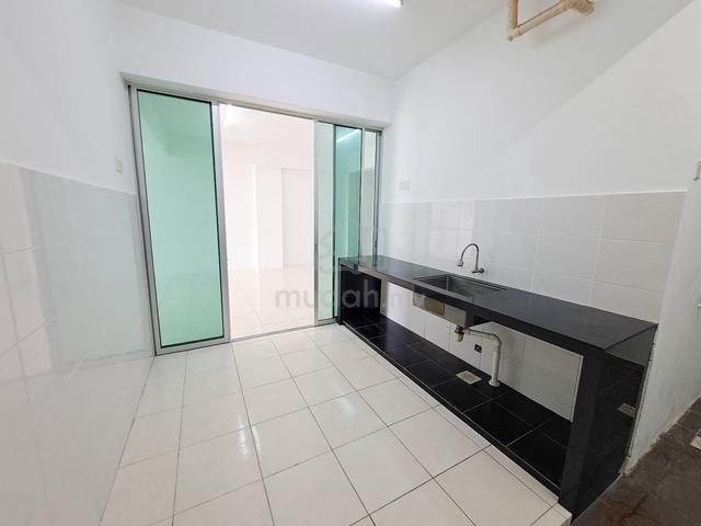 Green Suria Apartment 1