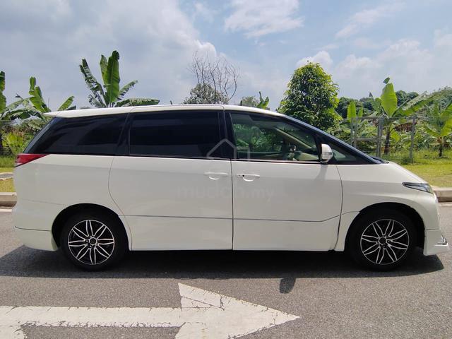 Local Estima 2-PWR-Door 2015 Toyota PREVIA 2.4 G - 5