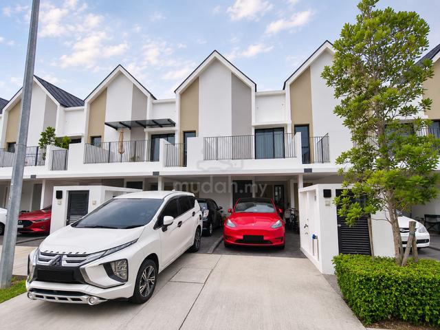 LOW DENSITY Townhouse Casabayu Ground Floor For Rent 1