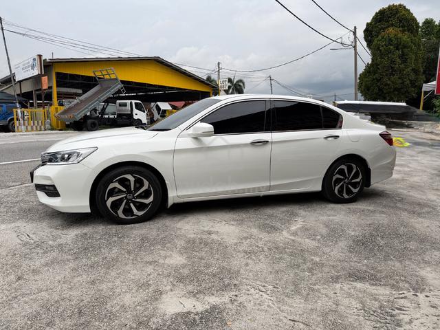 2017 Honda ACCORD 2.0 VTi FACELIFT (A) LikENeW - 4