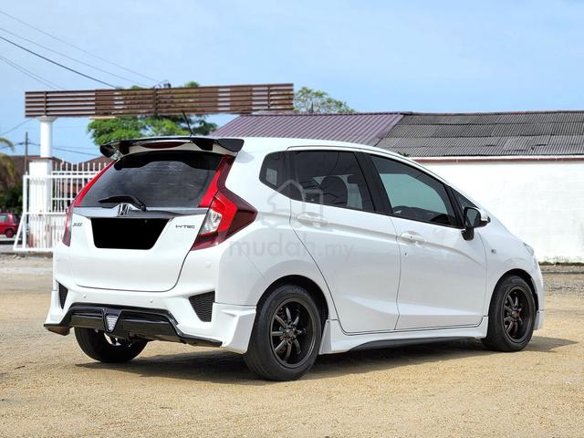 2015 Honda JAZZ 1.5 FACELIFT E (A) 5 THN WARRANTY - 4