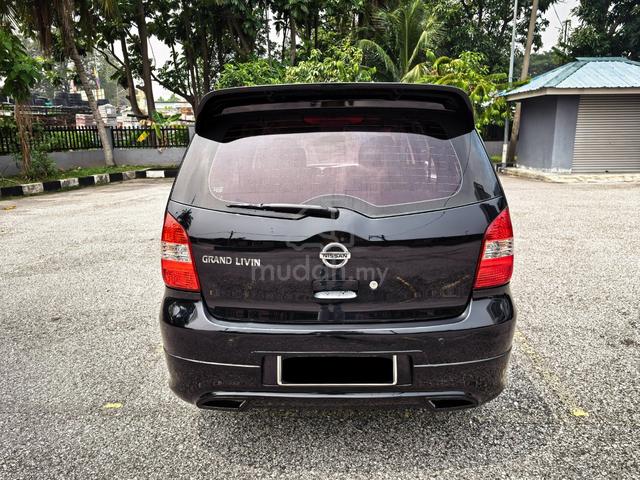 2012 Nissan GRAND LIVINA 1.6 IMPUL (A) NEW PAINT - 4