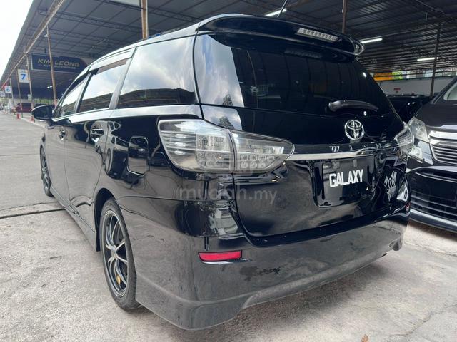2013/18 Toyota WISH 1.8 PUSH START BUTTON SUNROOF - 3