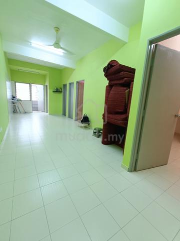 Taman Sri Penaga 3 Sikamat (Townhouse Grd 3 Bed 2 Toilets) 1