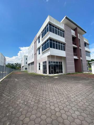 [Below Market] 3 Storey Semi D Factory/ i-Parc Port Tanjung Pelepas 1