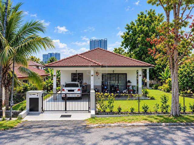 1 Storey Bungalow @ Taman Kota Perdana Putra Permai, Seri Kembangan 1