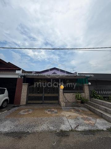 Taman Puteri Wangsa 1