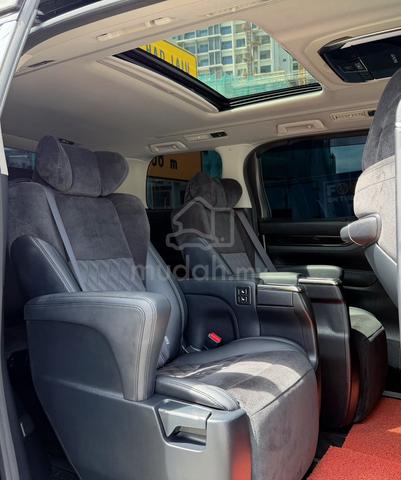 2017 Toyota VELLFIRE 2.5 ZG PilotSeat Alpine SRoof - 5