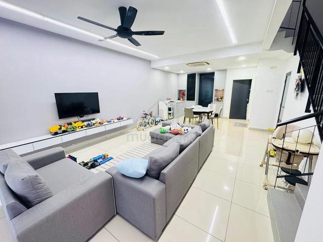 Mutiara Rini/ Mutiara Utama/ Full Furnish/ Beside Rini Home 7/ Skudai 1