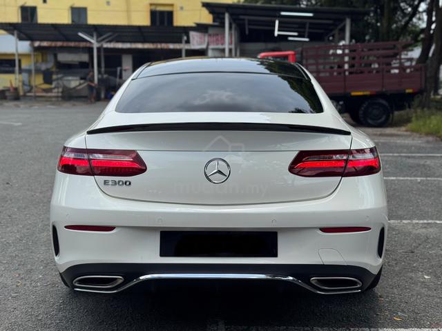 2019 Mercedes Benz E300 2.0 COUPE AMG LINE - 4
