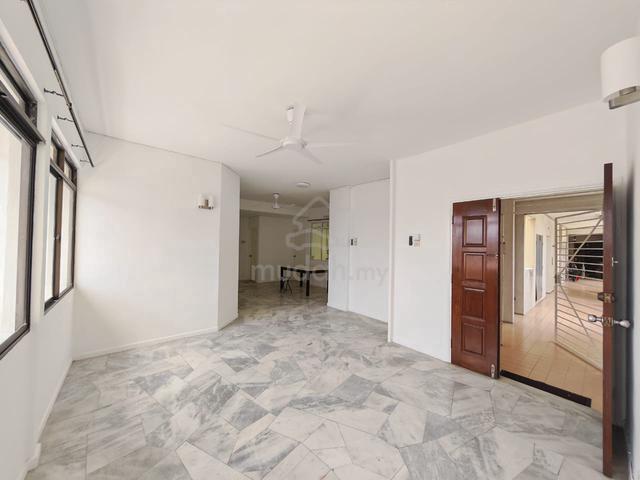 Lavinia Apartments 1