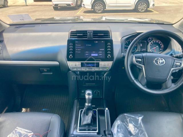 Black Edition 7Seat 💥2021 Toyota PRADO 2.8D TX-L - 4
