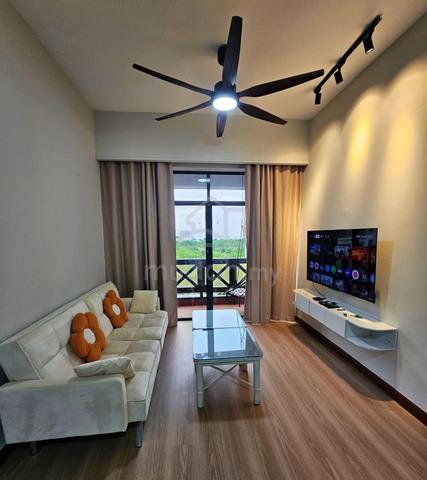 Costa Mahkota 1