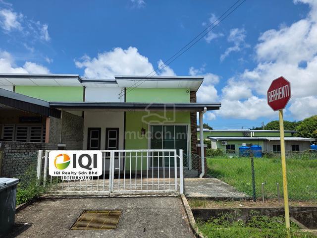 Single Storey CORNER HOUSE 1
