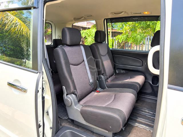 2013 Nissan SERENA FULL SPEC 2.0 (AUTO) - 5