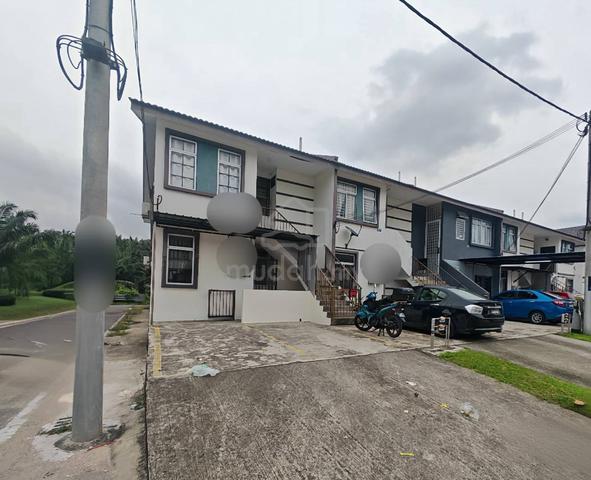 Townhouse/Jalan Scientex Maju 18/Kulai/2 Bedroom/Aaron1923 1