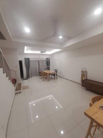 2-Storey Casa Green Cybersouth 2