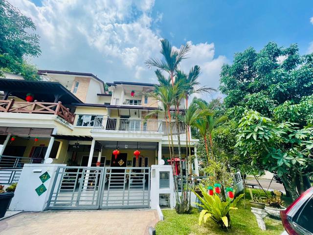 2-Storey Corner Superlink House at Valencia, Sungai Buloh 1