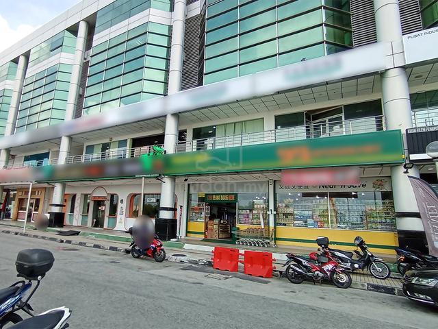 Ground Floor Shop Lot for Rent at Bayan Lepas | Krystal Point 1