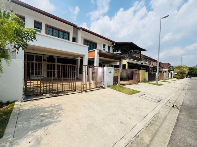 FOR SALE | Double Storey Link – PUTRA AVENUE, PUTRA HEIGHTS 1