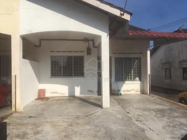 Pasir Gudang Taman Kota Masai Jalan Duku Single Storey Terrace End Lot 1