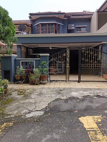 Ukay Perdana Double storey Facing open Have extra parking 1
