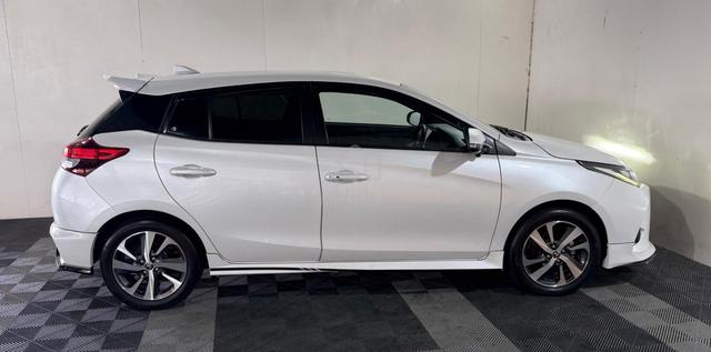 2021 Toyota YARIS 1.5 E MY19 XP150 (A) - 3