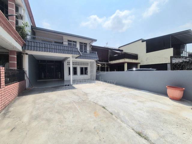 HOT AREA 🔥 Double Storey Seksyen 10 Shah Alam 1