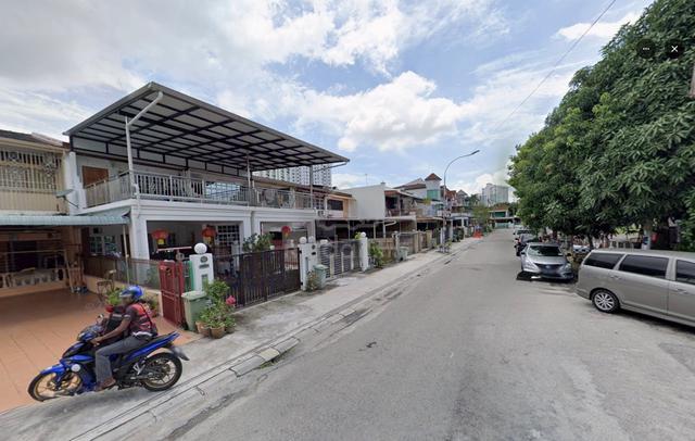 2 Storey Terrace House Land: 2000’ @ Slim Jelutong Near School Heng Ee 1