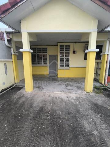 Partially Furnished Single Storey Terraced @ Taman DATO Demang 1