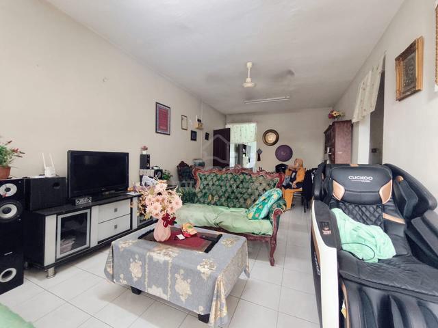 Selesa Puteri Condominium 1