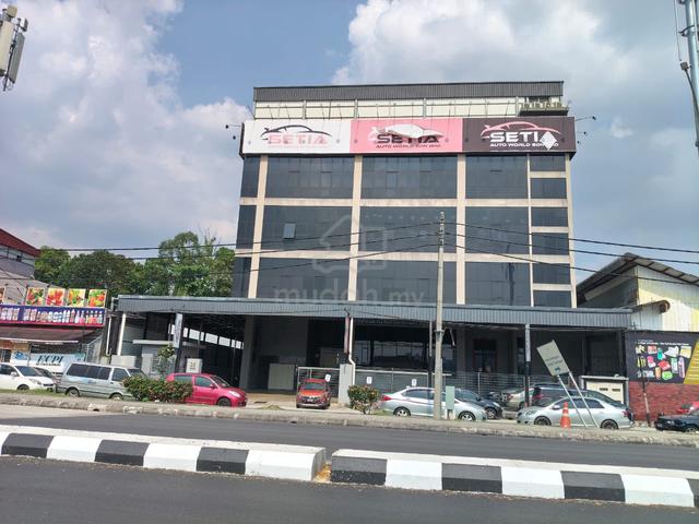 Bandar Tun Razak Multiple Storey Warehouse & Showroom 1