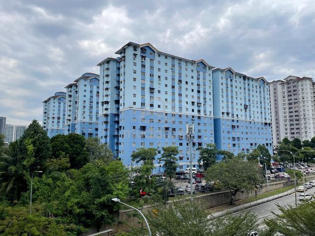 Sri Rakyat Apartment 1