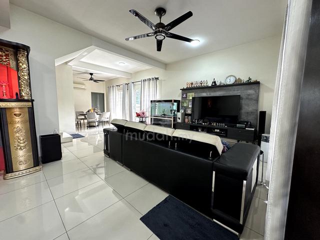 Big Corner Land 2sty Corner Terrace 1