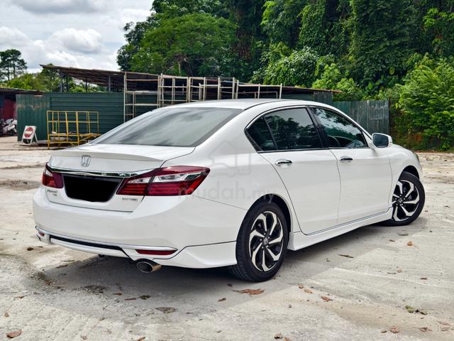2016 Honda ACCORD 2.0 VTi-L FACELIFT (A) FULL LOAN - 4