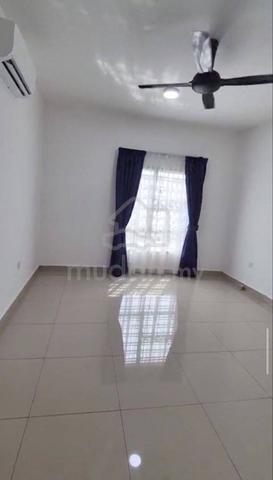 ayera residence / Taman Teluk Tropika / Double Storey Terrace 1
