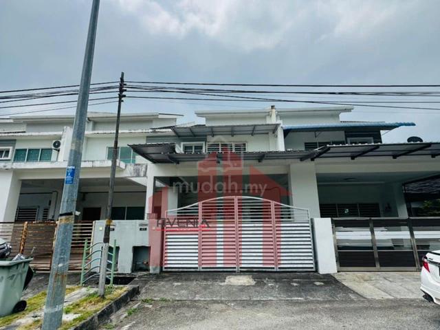Double Storey Terrace|Teluk Kumbar|Hot Area•Big Porch•Repurposed Room 1