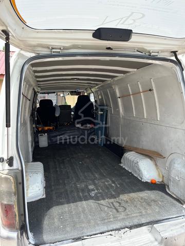 2010 Nissan URVAN 3.0 PANEL (M) - 3