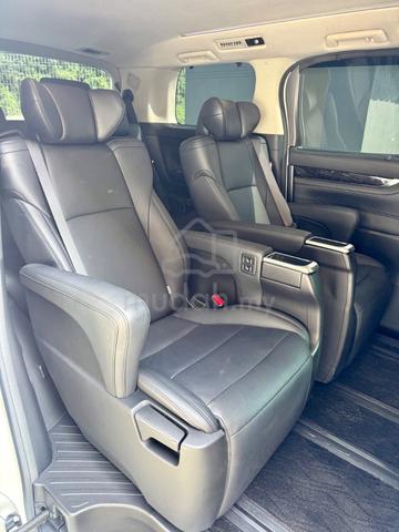 2020 Toyota VELLFIRE 2.5 ZG (A)Pilot Seat Free Wa - 4